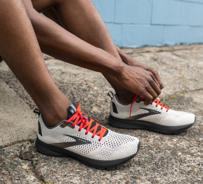 Brooks Brooks Running Shoes, Brooks Sports Clothing Academy